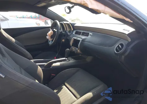 2012 Chevrolet Camaro 2Ls из США, поврежденный, VIN 2G1FA1E38C9202717